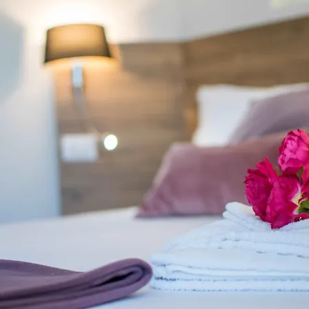 Il Muro Vecchio Giardini Naxos